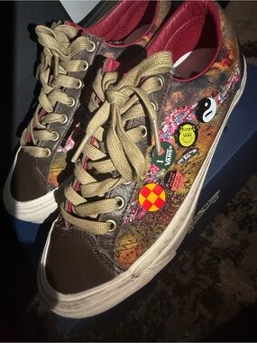 Vans Old Skool Brown Low-Top Sneakers with Pink Accents